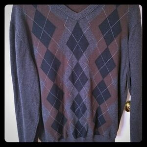 Men's V-Neck Argyle Sweater - Gray and Brown